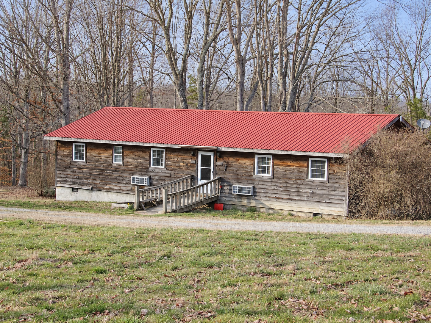 Country cabin rentals at Laurel Creek Properties